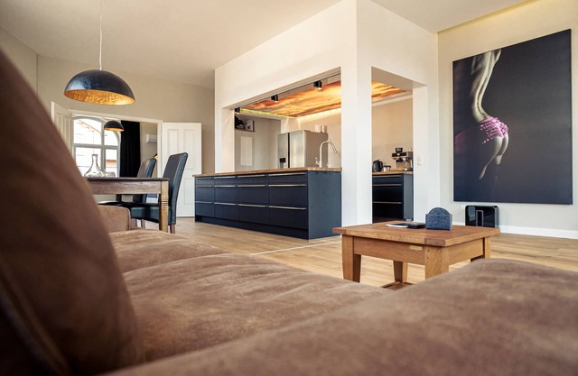 Bright loft apartment close to the beach in a quiet location