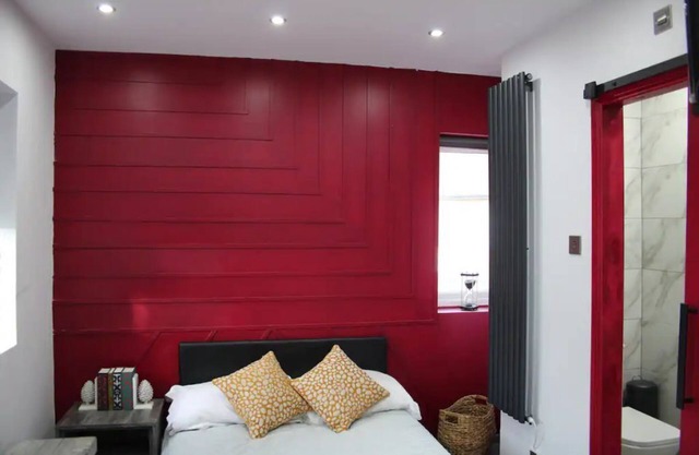 Bright Newly Refurbished Studio (Peterborough)