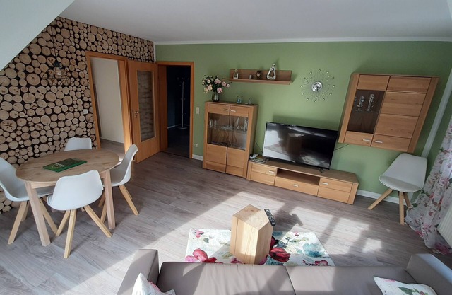 Bright, stylish apartment (75sqm) with south-facing balcony