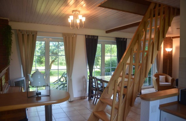 Bright, sunny house in a quiet location