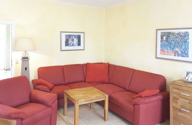 bright terrace apartment with beach chair in the old captain's house, max. 3 pers.