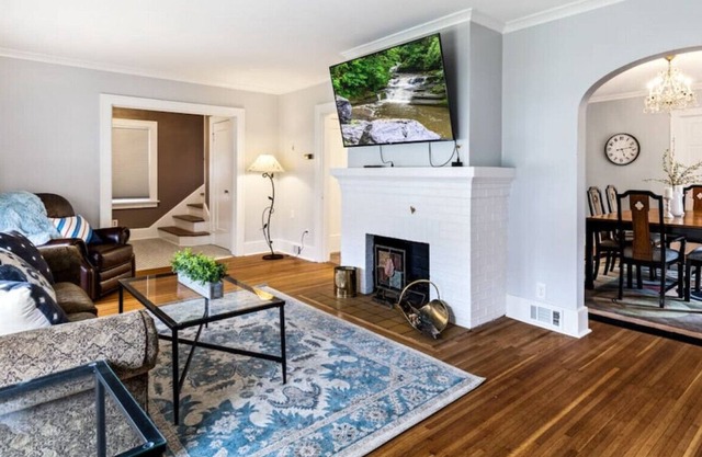 Brighton Gem-Sleeps 6-Quiet St!