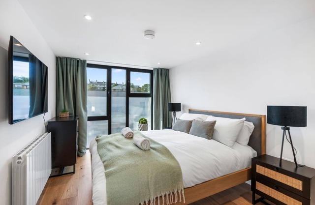 Brighton Townhouse near Marina by StayStayStay