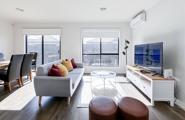 Brilliant Berwick 3B Home Garage*WiFi*Near Parks