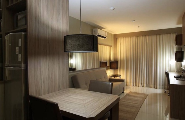 BRISAS DO LAGO - Perfectly located near major government agencies and embassies.