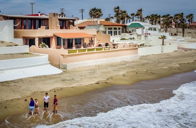 Briza Del Mar Lovely Beach Front Home Rental