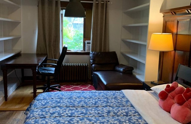 Broadway guesthouse