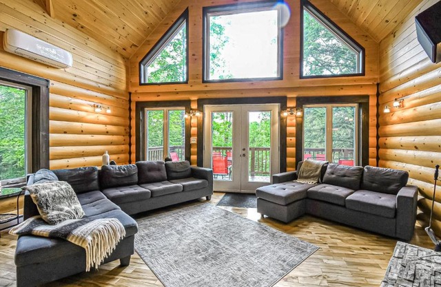 Brown Bear Lodge