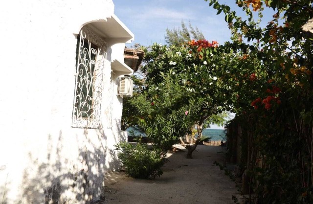 Brown Eagle Beach Resort - Watamu