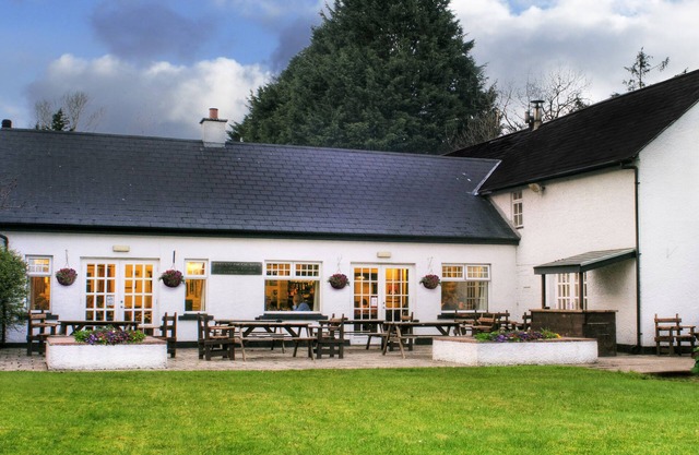 Brown Trout Golf & Country Inn