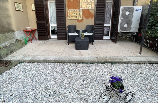 Brunina's House - Serenity a step away from the Center