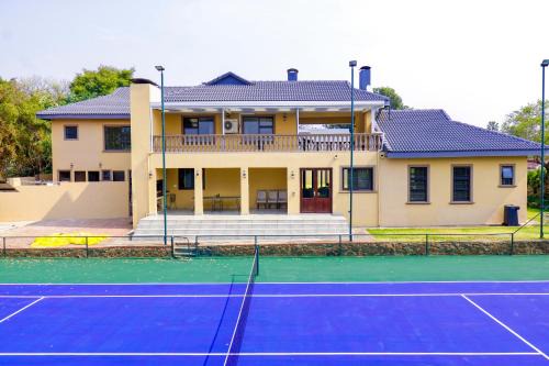 Bryanston Homely Escape