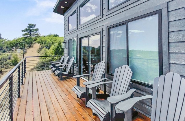 Bryce View Cabin, Awesome Elk Ridge cabin - Incredible views on private lot