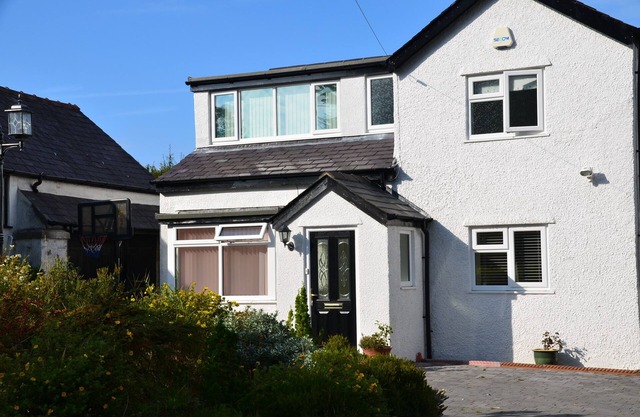 Bryn Celyn Cottage - near Beaumaris Sleeps 6