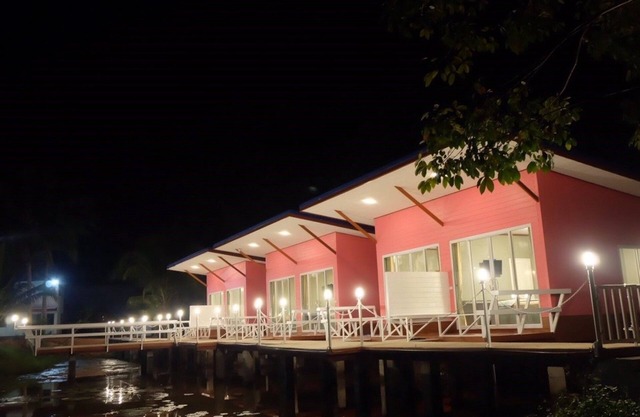 Bua Villa