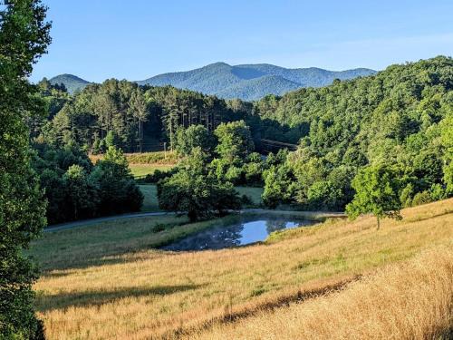 Bucolic Mountain View Stargazing Sunsets Wildlife