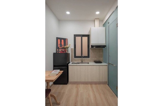 Budget Chic Apt Near Airport