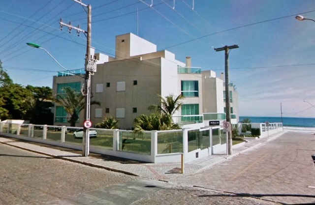 Building to SEASIDE, High Standard. Complete. Sleeps 8. 3 Cars. Pool