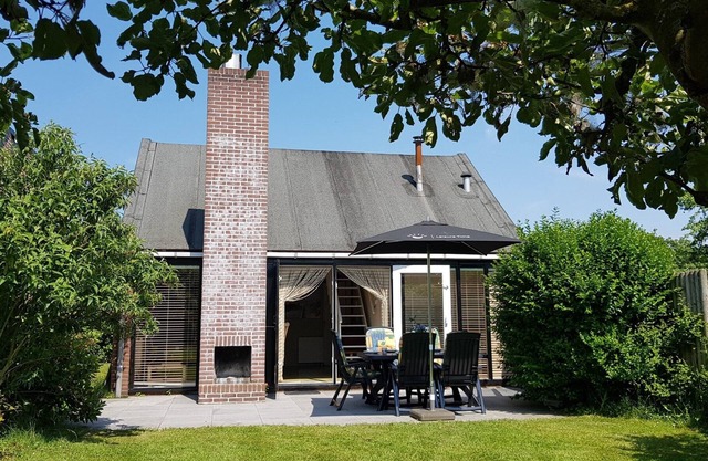 Buitenplaats 11 quietly situated near forest and beach