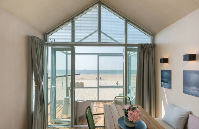 Slaapstrandhuisje Strand Dishoek 
