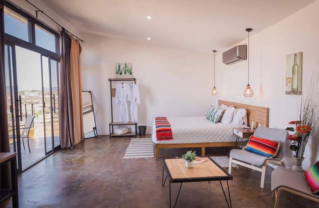 Bungalow 3 King Villa Loar, In The Heart of El Valle De Guadalupe.