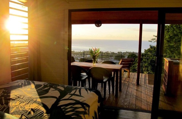 Bungalow Aito with Panoramic Ocean View - Bounty Lodge Tahiti
