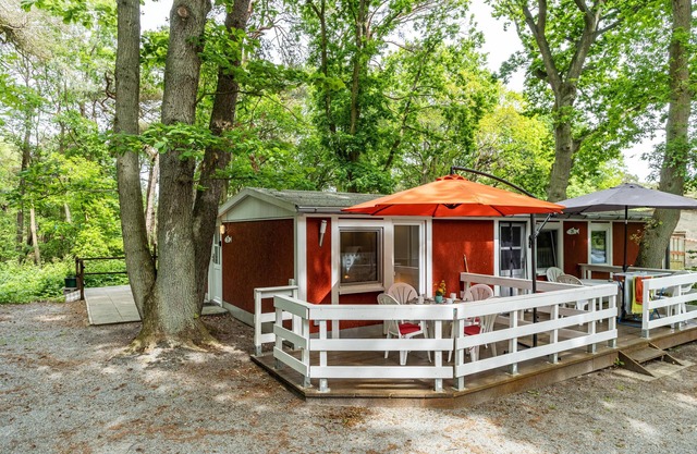 Bungalow 'Bungalow Uschi - Bgl 29' with Private Terrace and Wi-Fi