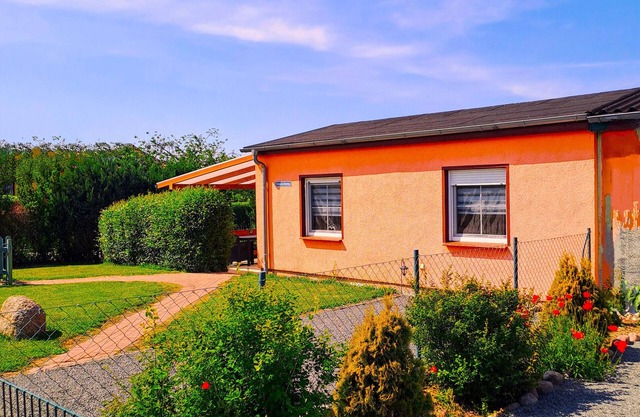Bungalow 'Ferienwohnung Naturblick' with Private Terrace, Private Garden and Wi-Fi