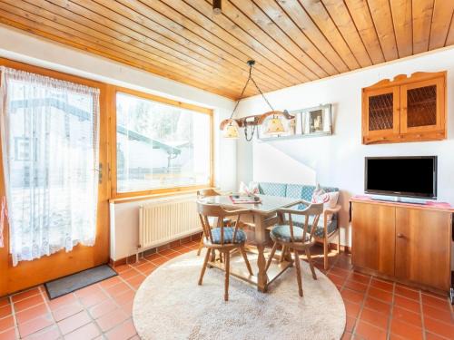 Bungalow in St Johann near Ski Slopes, cleaning included