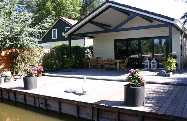 Bungalow in Wervershoof with 1 bedroom