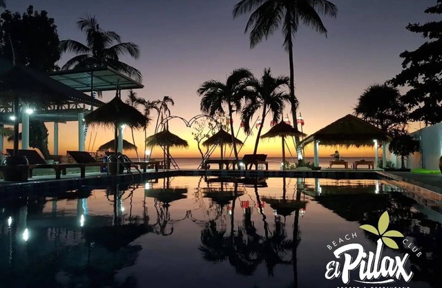 Bungalow near by beach El Pillax Lanta Resort
