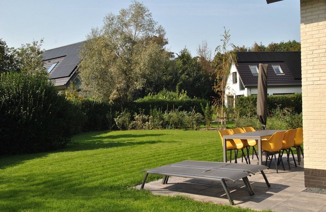 Bungalow on Texel near National Park Dunes