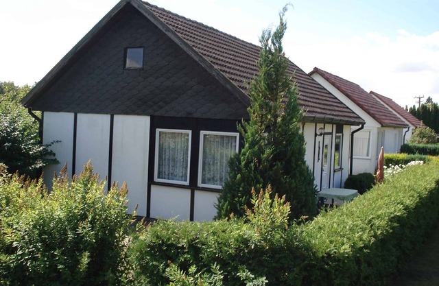 Bungalow with terrace and garden
