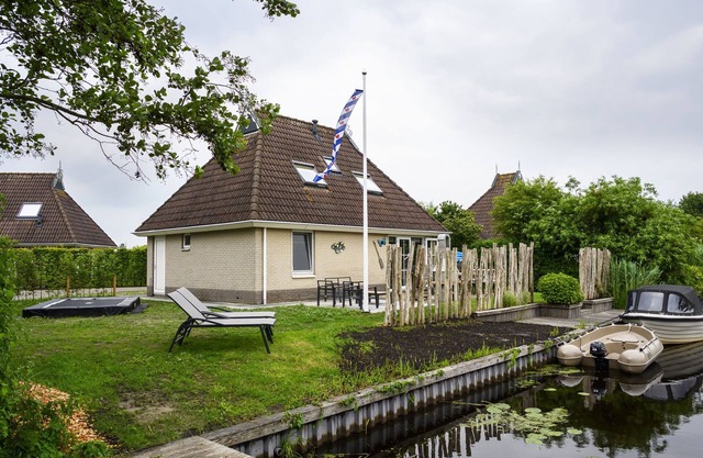 Bungalowpark It Wiid by Interhome
