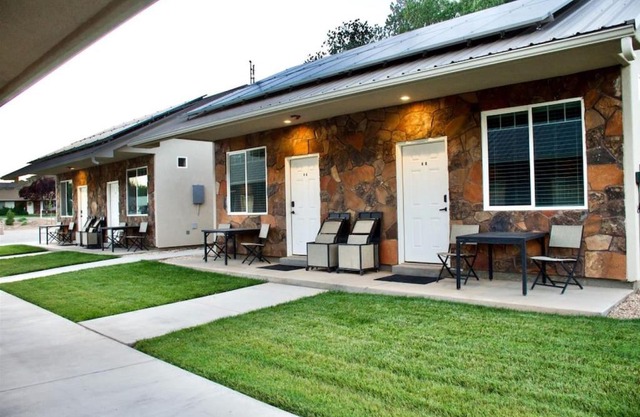 Bunkhouse 5B With Shady Porch