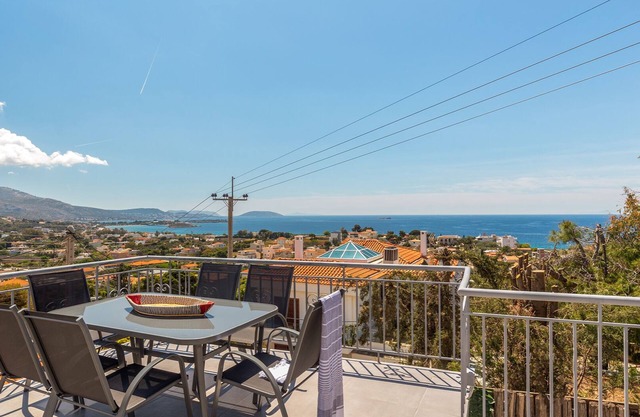 Bunny island- seaview house, Attika rivieran