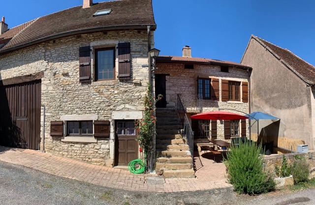 Burgundy - Greenway - Bicycle path - Fishing - Vineyard - Nature - gastronomy