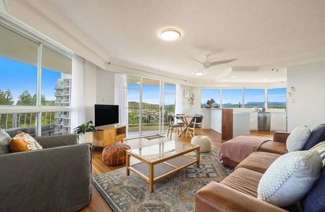 Burleigh Vista Apartment - Views