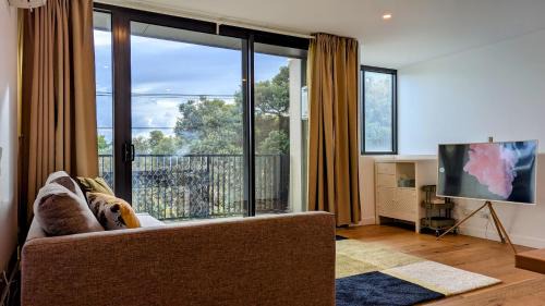 Burwood Rise Townhouse