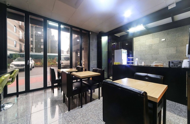 Busan Sasang Louis Hotel