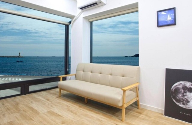 Busan Yeonhwa Reef Pension Dreamer