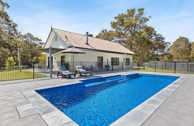 Bush Retreat With Private Pool
