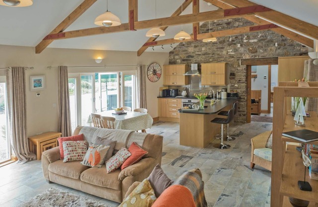 Bwthyn Creigiau, Llansteffan