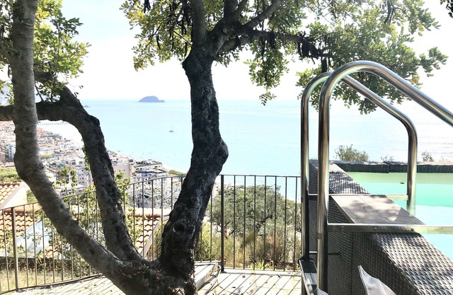 By Luigi mare - Private villa overlooking the gulf