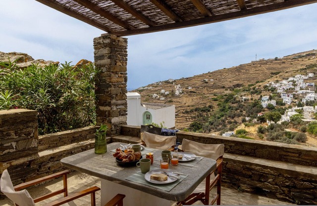 By The Stone, Tinos