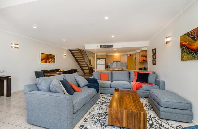 Byron Bay Accom Unit 2 8 Lawson Street, Byron Bay - Absolute Solace