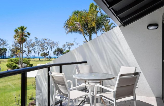 Byron Bay Beachfront Holiday Apartments Townhouse 7