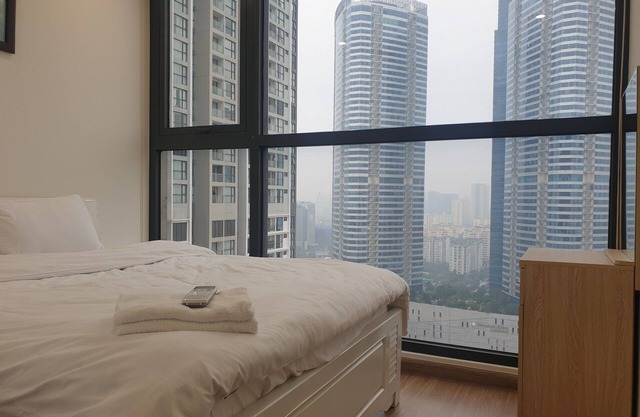 Căn hộ 1 phòng ngủ view ngắm hoàng hôn tại vinhomes skylake