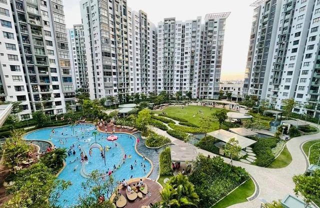 Căn hộ Emerald 2PN 2VS hồ bơi Aeon mall Tân Phú