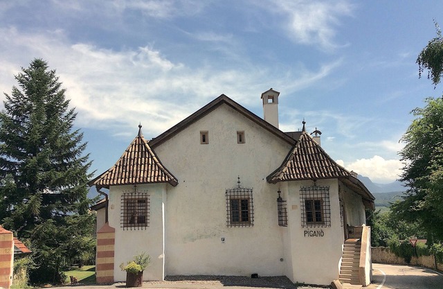 Casa Piganò - living within historic walls